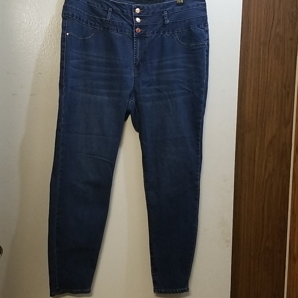 Refuge Jeans Size 20